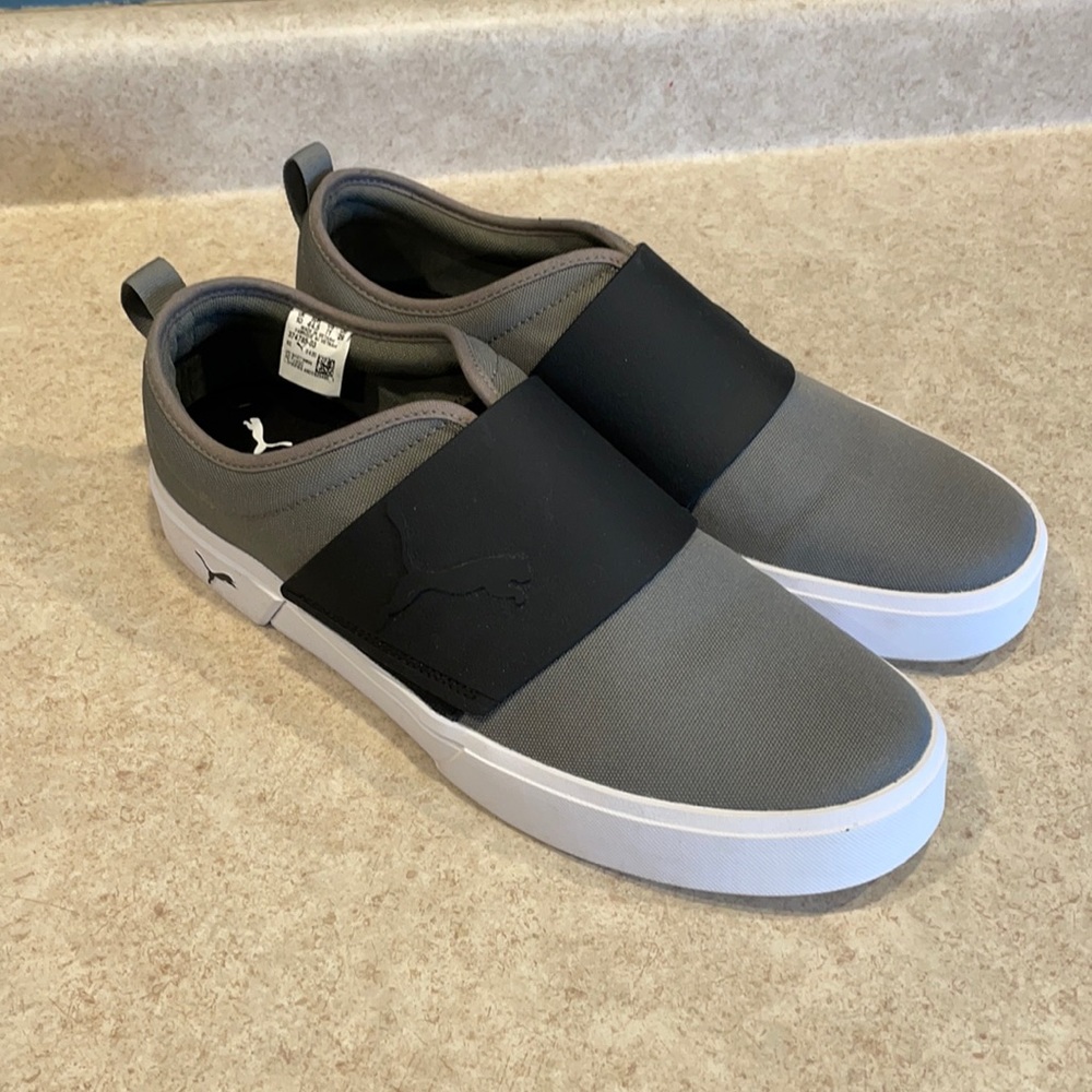 Like brand new Puma shoes